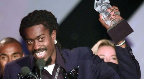 Le chanteur de reggae Beenie Man lors d'une remise de prix à Londres. Reuters/Gus Ruelas