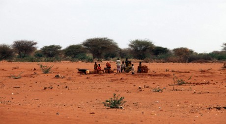 On the edge of Dadaab camp, by Oxfam East Africa via Flickr CC
