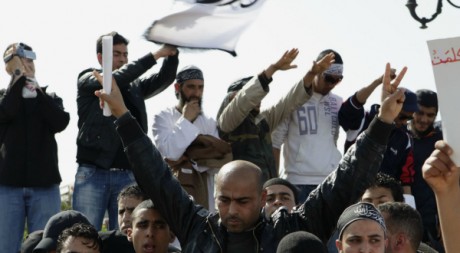 Manifestation de salafistes demandant l'inclusion de la Charia dans la Constitution tunisienne REUTERS/Zoubeir Souissi