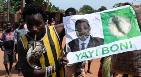 Dans les derniers jours de campagne électorale à Cotonou. Reuters/STR New