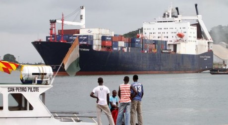 Le port de San Pedro, Côte d'Ivoire, le 2 octobre 2010. REUTERS/Luc Gnago
