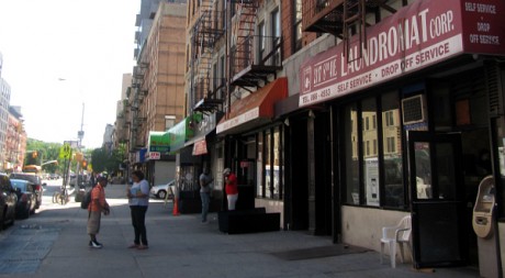 Avenue Frederik Douglass, dans le quartier de Harlem, New York. © Sabine Cessou, tous droits réservés.
