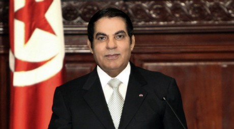 Le président Ben Ali prête serment, le 12 novembre 2009. REUTERS/Zoubeir Souissi