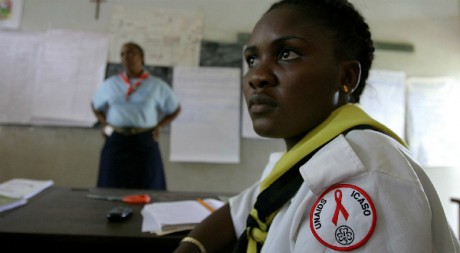 Teaching scouts about HIV/AIDS 04, by hdptcar via Flickr CC