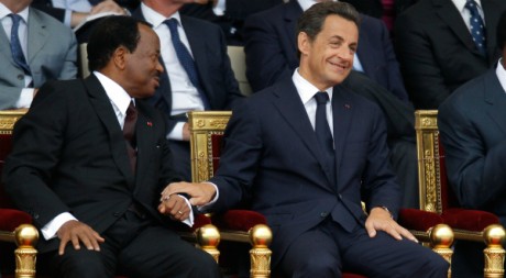 Paul Biya et Nicolas Sarkozy, Paris, juillet 2010 © REUTERS/Benoit Tessier