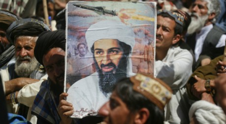 Des sympathisants d'Oussama Ben Laden le 6 mai 2011. Reuters/Naseer Ahmed