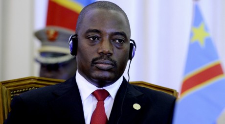 Joseph Kabila lors d'un sommet à Luanda, en Angola, le 17 août 2011. AFP PHOTO / STEPHANE DE SAKUTIN 
