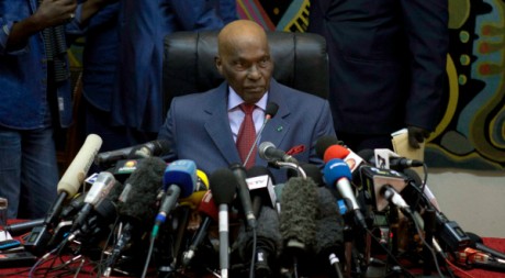 Conférence de presse d'Abdoulaye Wade, le 27 mars 2012, Dakar. REUTERS/Stringer