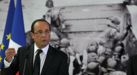 François Hollande au mémorial de la seconde guerre mondiale à Caen le 6 juin 2012. Reuters/Philippe Wojazer