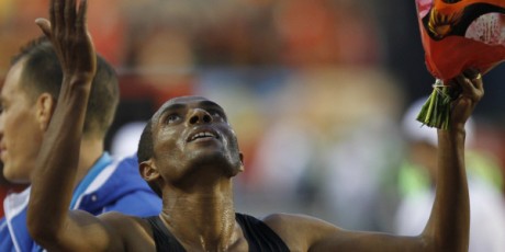 Kenenisa Bekele gagnant du 10.000 mètres hommes au meeting de la Ligue de Diamant, le 16 septembre 2011, REUTERS/Thierry Roge