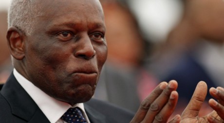 Le président Eduardo Dos Santos le 28 août 2012. REUTERS/SIPHIWE SIBEKO