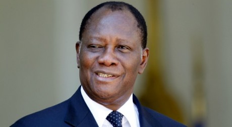 Le président ivoirien Alassane Ouattara, à l'Elysée, juillet 2012. © REUTERS/Charles Platiau