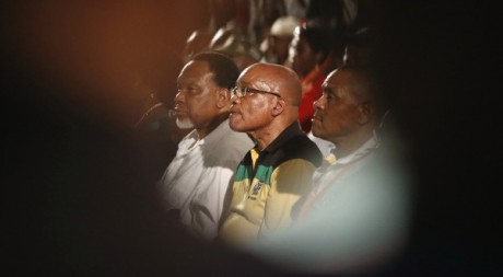 Jacob Zuma, au centre, pendant le congrès de l'ANC, Mangaung, 17 décembre. © REUTERS/Mike Hutchings. 