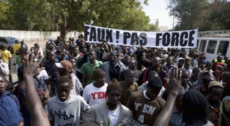 Manifestation contre le président sénégalais Abdoulaye Wade, 27 janvier 2012, Dakar. REUTERS/Joe Penney