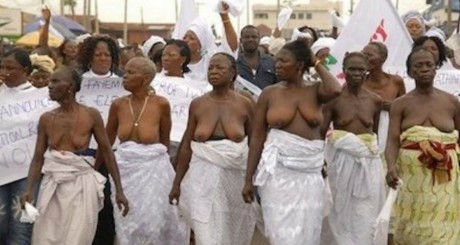 Manifestation de femmes à Ogun au Nigeria le 24 décembre 2012. DR