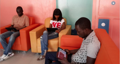 Le TabletCafé de Dakar, photo tirée du compte Twitter de @googleafrica