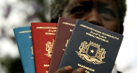  Passeports somaliens. REUTERS/Finbarr O'Reilly
