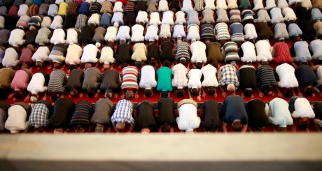 Prière de musulmans, mosquée d'Ankara, Turquie, juin 2013 / Reuters