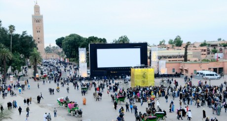 Un écran de cinéma en plein air, Marrakech 2012 / Reuters
