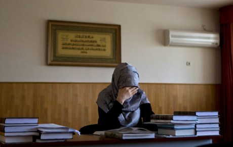 Etudiante en droit islamique, Grozny, 1er mai 2013. REUTERS/Maxim Shemetov
