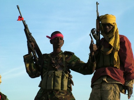 Enfants soldats de l'armée tchadienne dans la ville de Am Timan au Tchad, REUTERS / Stephanie Hancock