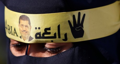 Une supportrice de Mohammed Morsi (Frères musulmans) / REUTERS