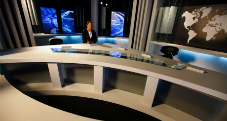 Le plateau du JT de la chaîne Ennahar TV / REUTERS