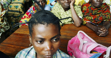 Des femmes victimes de violences sexuelles, à hôpital Panzi, en 2007. REUTERS/James Akena