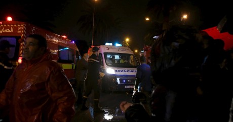 Des policiers sur le lieu de l'explosion à Tunis, le 24 novembre 2015. Crédit photo: REUTERS/Zoubeir Souissi