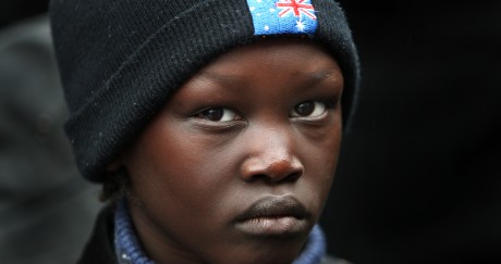 Les jeunes Sud-Soudanais d'Australie se sentent ostracisés, et forment parfois des gangs. WILLIAM WEST / AFP