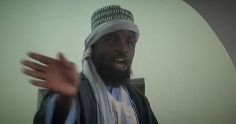 Abubakar Shekau en novembre 2014 dans une vidéo. HO / BOKO HARAM / AFP