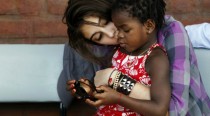 Afrique du Sud, l'adoption en noir et blanc