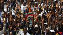 En Côte d'Ivoire, la paix passe par la chanson