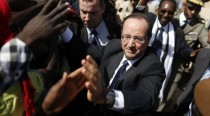 Mali: Non, Hollande n'est pas (vraiment) Superman
