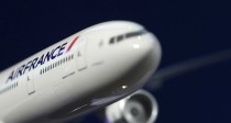 Ebola: Marine Le Pen réclame l'arrêt des vols Air France