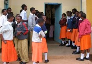 Tanzanie: les écolières veulent étudier, pas se marier!